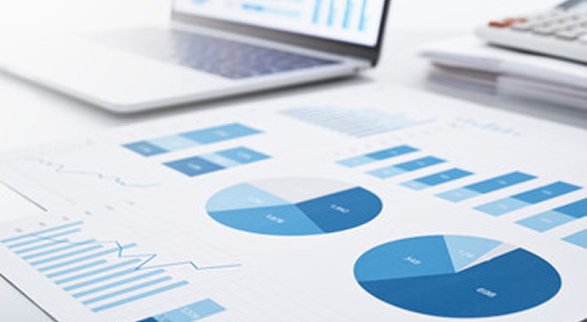 アクティブ運用とは？意味・仕組み・メリットとデメリット、選び方と始め方まで